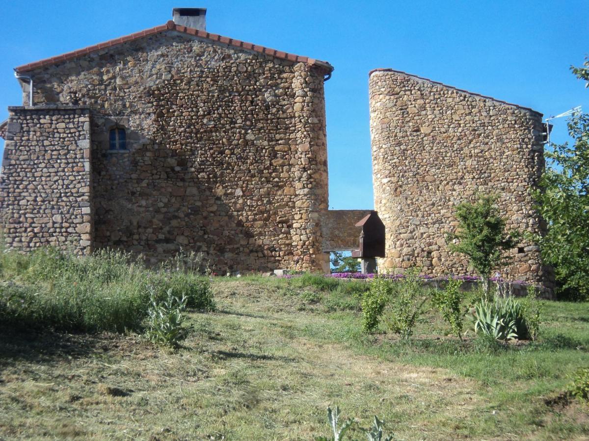 Bed and Breakfast Le Donjon De La Reine Margot Beaumont  Esterno foto