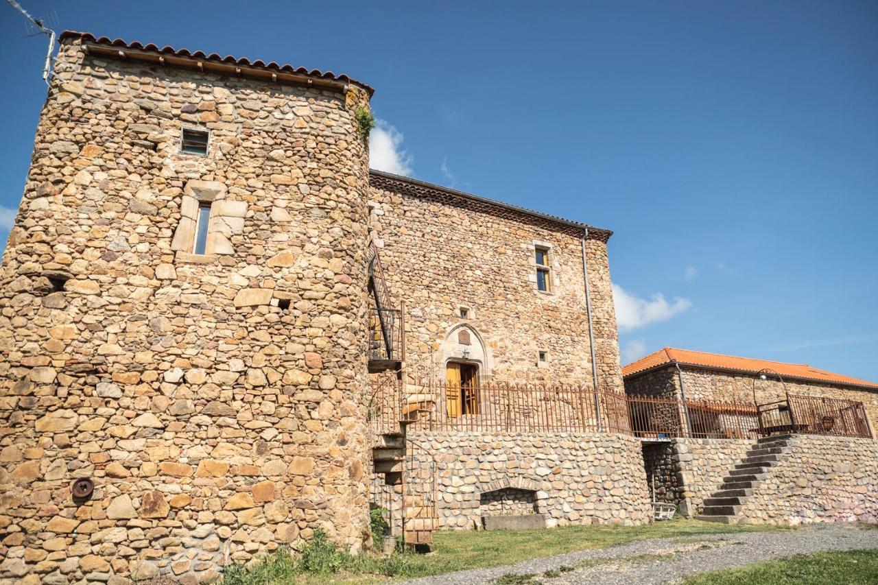 Bed and Breakfast Le Donjon De La Reine Margot Beaumont  Esterno foto