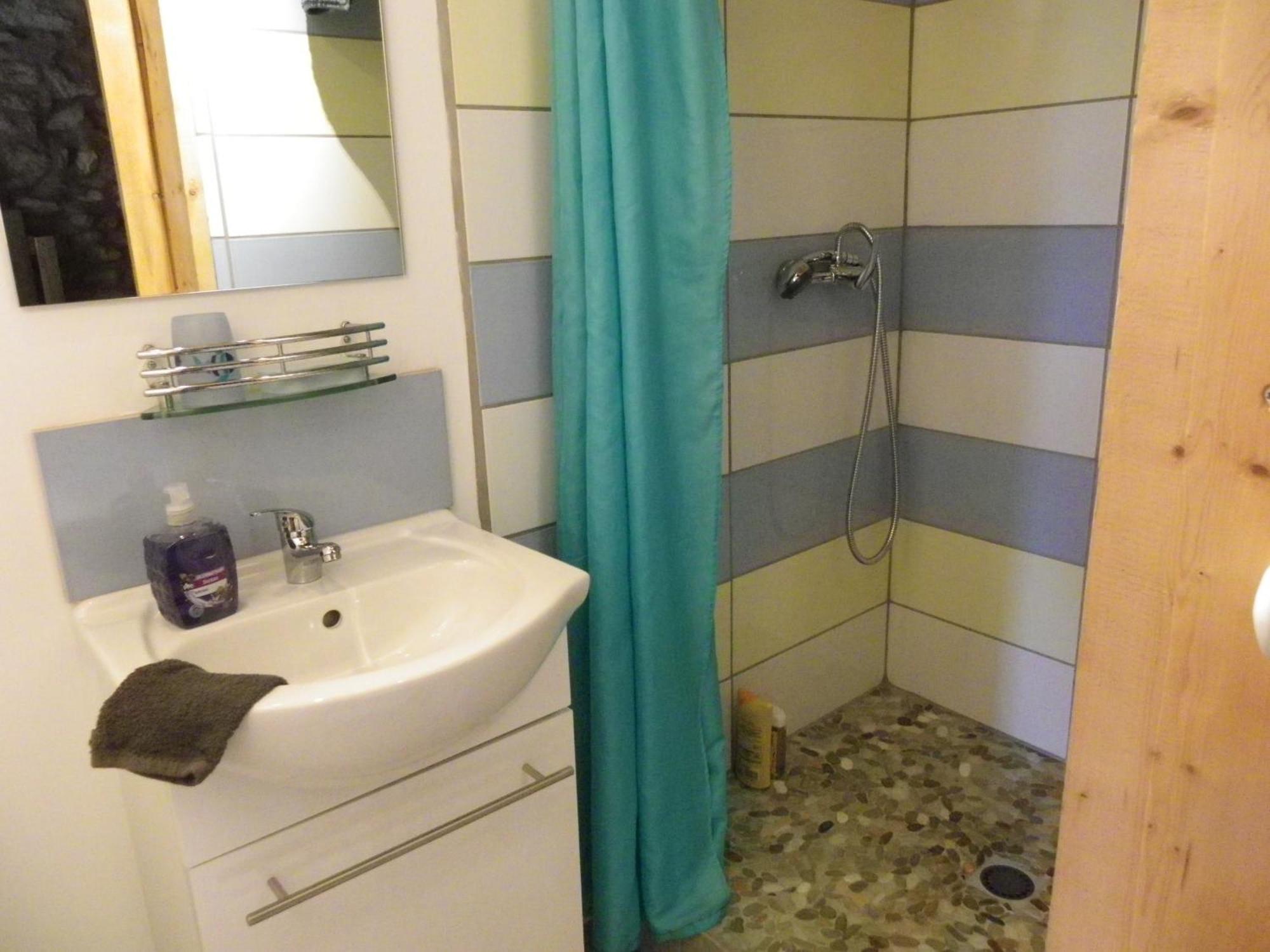 Bed and Breakfast Le Donjon De La Reine Margot Beaumont  Esterno foto